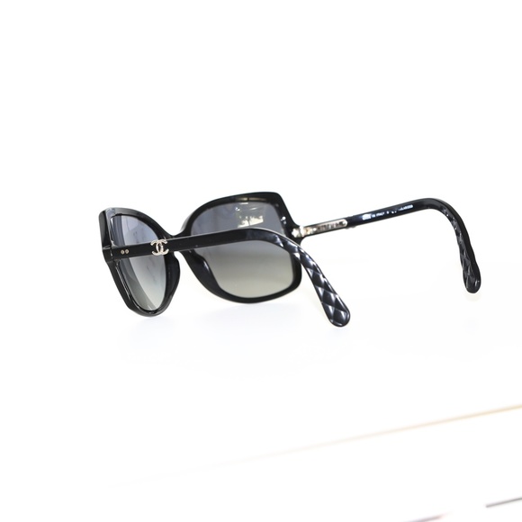 CHANEL Sunglasses Oversized Black Gradient Lens - Picture 4 of 7